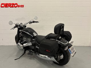 BMW R18 First Edition