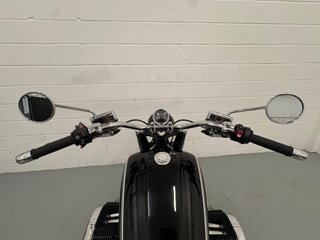 BMW R18 First Edition