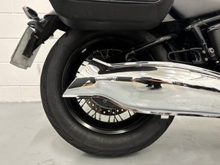 BMW R18 First Edition