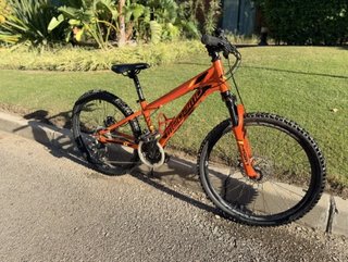Bicicleta Megamo Disc 24