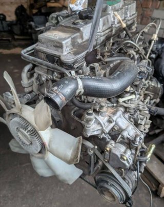 Motor 2.8 TD 4M40 Mitsubishi Montero