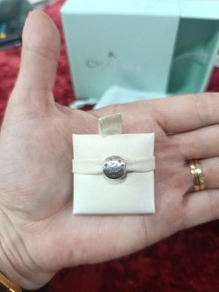 Charm Chamilia Original Plata y Blanco
