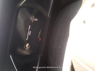 DS DS 3 CROSSBACK BlueHDi 96 kW Auto Ines de la Fressange