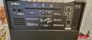 FENDER RUMBLE 200 V3 - COMBO BAJO (Impecable)