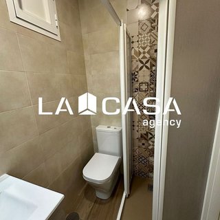 Piso en alquiler en Cruz Roja en Sevilla