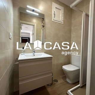 Piso en alquiler en Cruz Roja en Sevilla