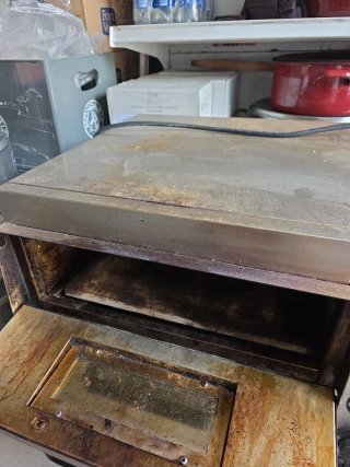 Vendo horno para pizzas Monofásico Royal