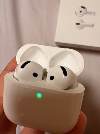 AirPods 4 Blancos