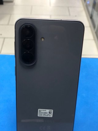 Samsung a57 5G 256gb/8ram