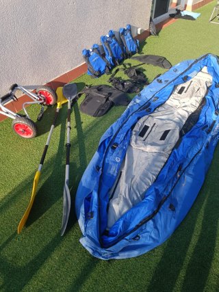 Kayak hinchable Sevylor con accesorios