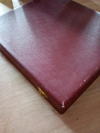 Juego de cubiertos de alpaca marca Meneses.