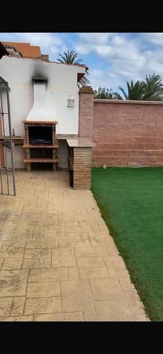 Casa adosada en alquiler en Nueva Andalucía centro en Marbella