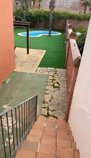 Casa adosada en alquiler en Nueva Andalucía centro en Marbella