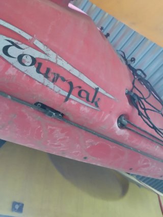 4Kayaks 1Prijon.1Carbono Kevlar y 1Fibra.1 inundib