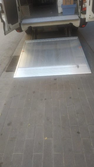 Plataforma de carga elevadora