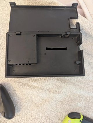 Nintendo Switch V1 con mando N-Switch y Zelda TOTK