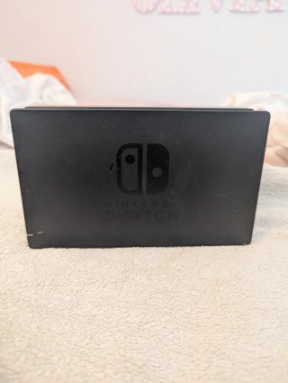 Nintendo Switch V1 con mando N-Switch y Zelda TOTK
