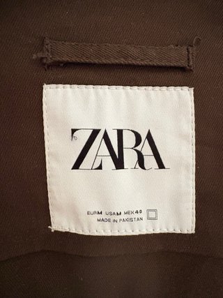 Chaqueta Zara Man Marrón con Capucha