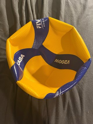 Pallone Mikasa V200W