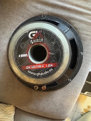Equipo de sonido completo sin montar