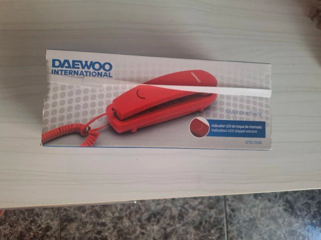 Teléfono Daewoo Rojo DTC-115R