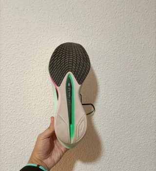 T42 Nike Vaporfly Next% 4 blancas