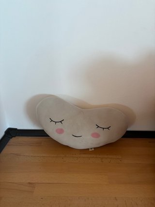 Peluche nube sonriente