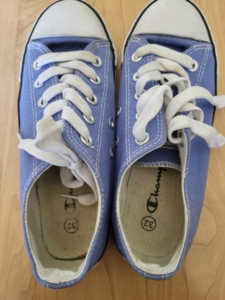 Scarpe bimbo Champions n. 32