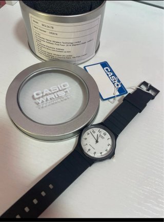Reloj Casio Unisex Negro y Blanco