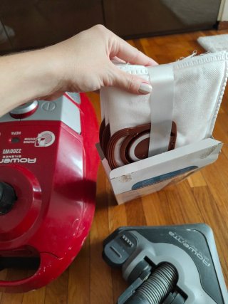 Aspiradora Rowenta Silence Force 2200W