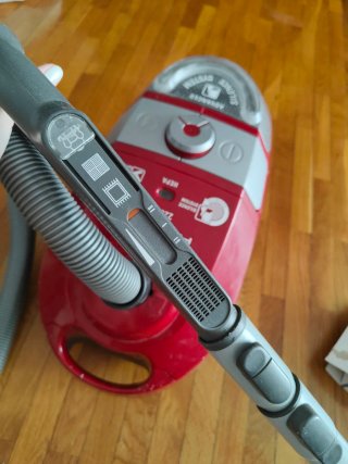 Aspiradora Rowenta Silence Force 2200W