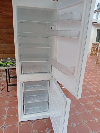 Frigorífico blanco Indesit