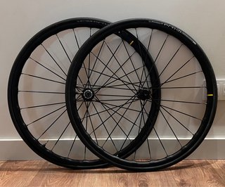 Ruedas MAVIC Ksyrium Elite UST Disc