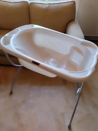 Lote Bebé: Silla Coche, Bañera, Capazo