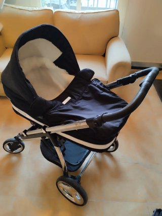 Lote Bebé: Silla Coche, Bañera, Capazo