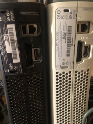 Xbox 360 2 Consolas, 5 Juegos, 3 HDDs mando cables