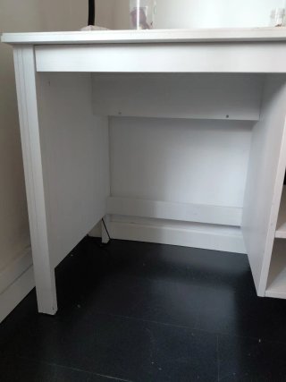 Escritorio blanco Ikea madera