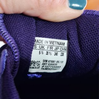 Deportivas Adidas Moradas y Azules Talla 38.5