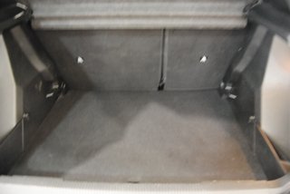 Peugeot 2008 HYBRID 145 e-DCS6 ALLURE 2025