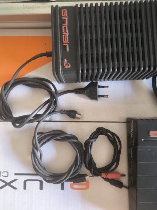 Sinclair ZX Spectrum+3 128K con Joysticks