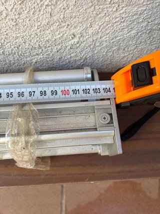 Tende avvolgibili su misura a 2,50 € ciascuna