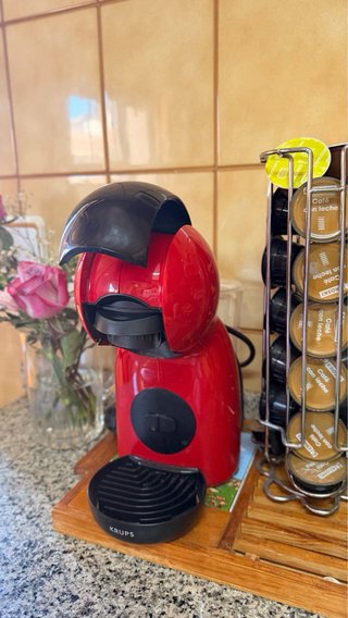 Cafetera Dolce Gusto | Regalo el porta cápsula