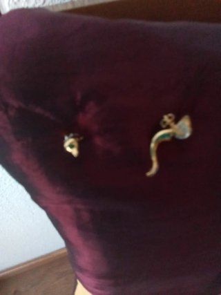 Pendientes Delfín Dorados con Circonitas