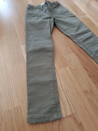 Lote 2 pantalones niño T8 (128 cm)