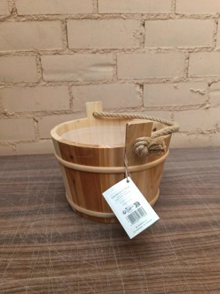 Cubo madera sauna