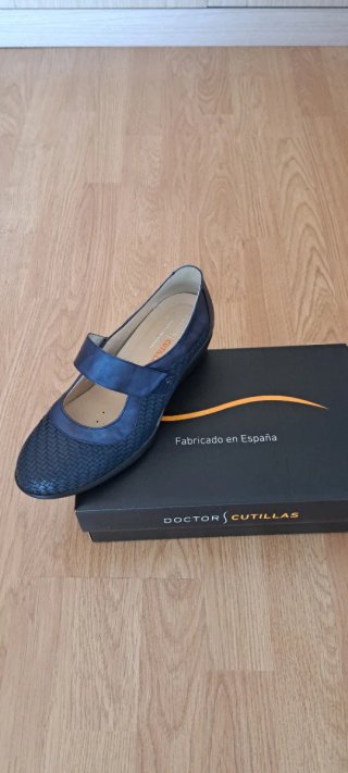 Zapatos azules para pies delicados