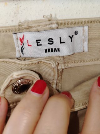 Pantaloni beige