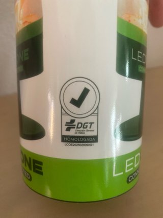 Baliza geolocalizable y homologada DGT. Nueva.