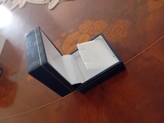 Elegante cofanetto blu per gioielli