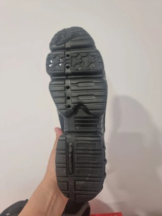 T45,5 Nike Air Zoom Spiridon Cage 2  Negras